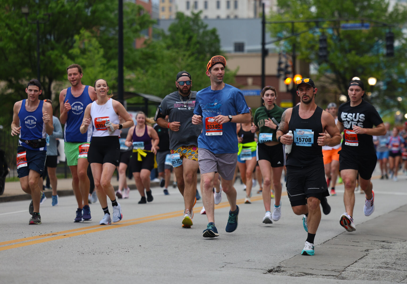 Group of people run in KDF Marathon.JPG